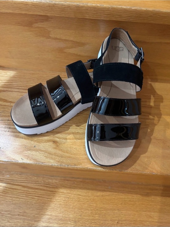 UGG Shoes - UGG Black Patent & Suede Platform Sandals